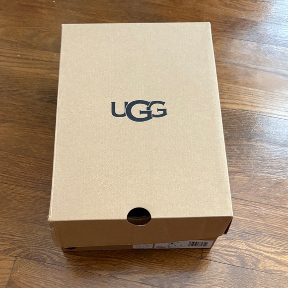 UGG Tazz Nat - Picture 2 of 8